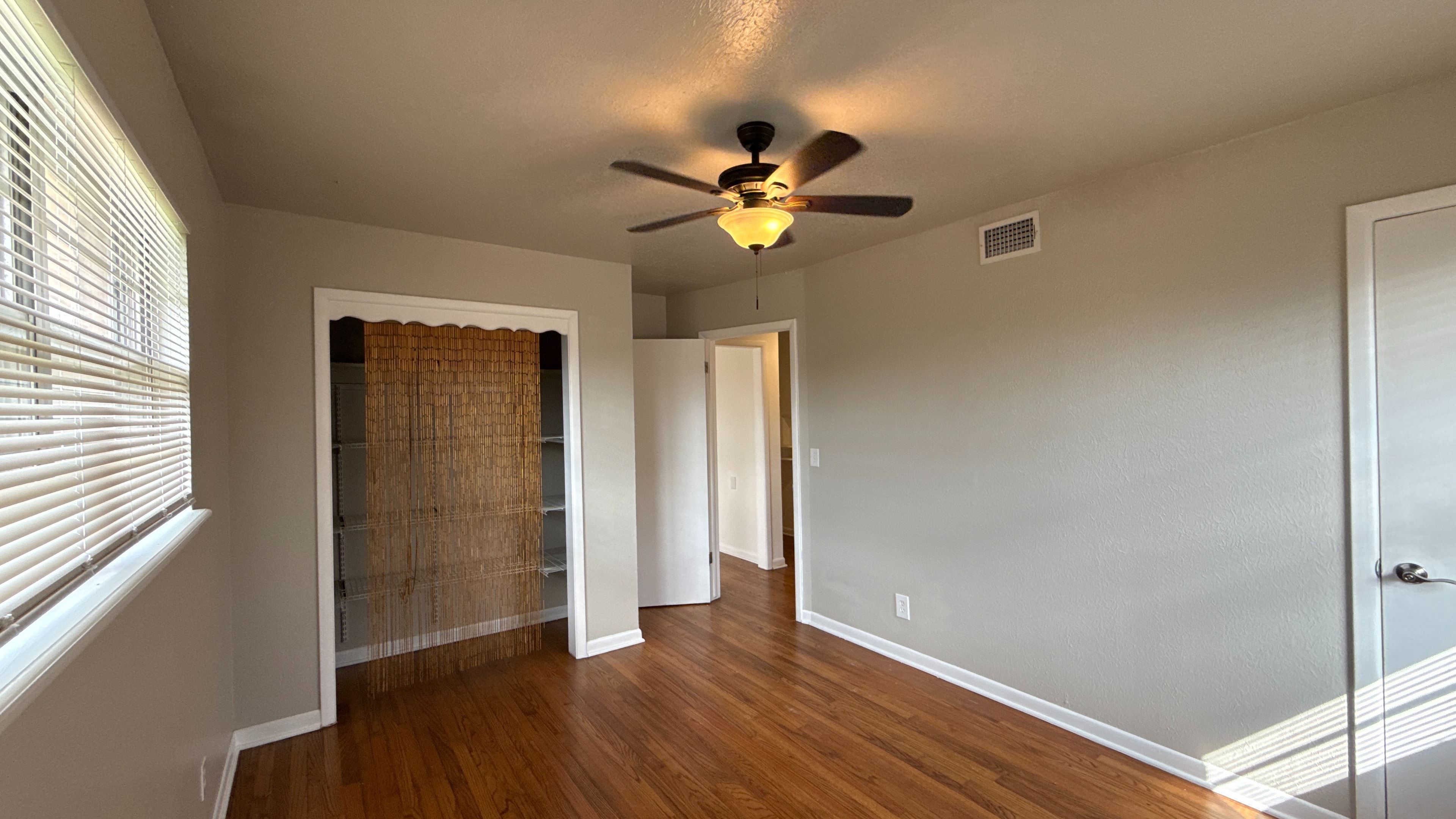 5433 S Linn Ave miniatura 10