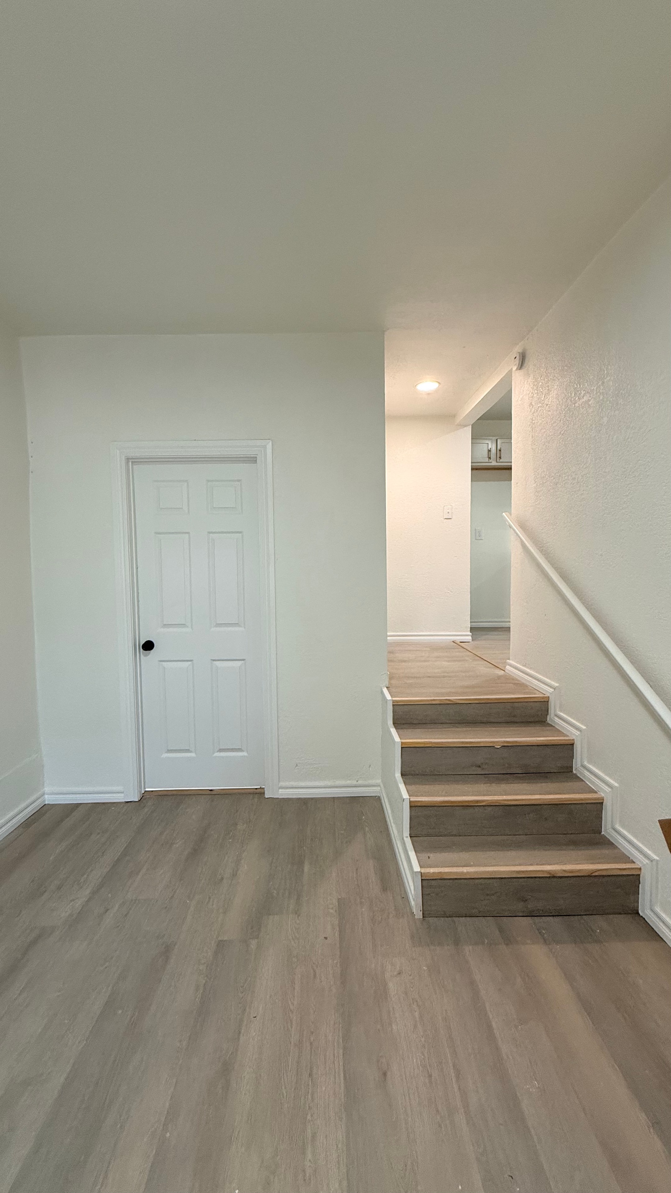 12728 Nelson Ave miniatura 4
