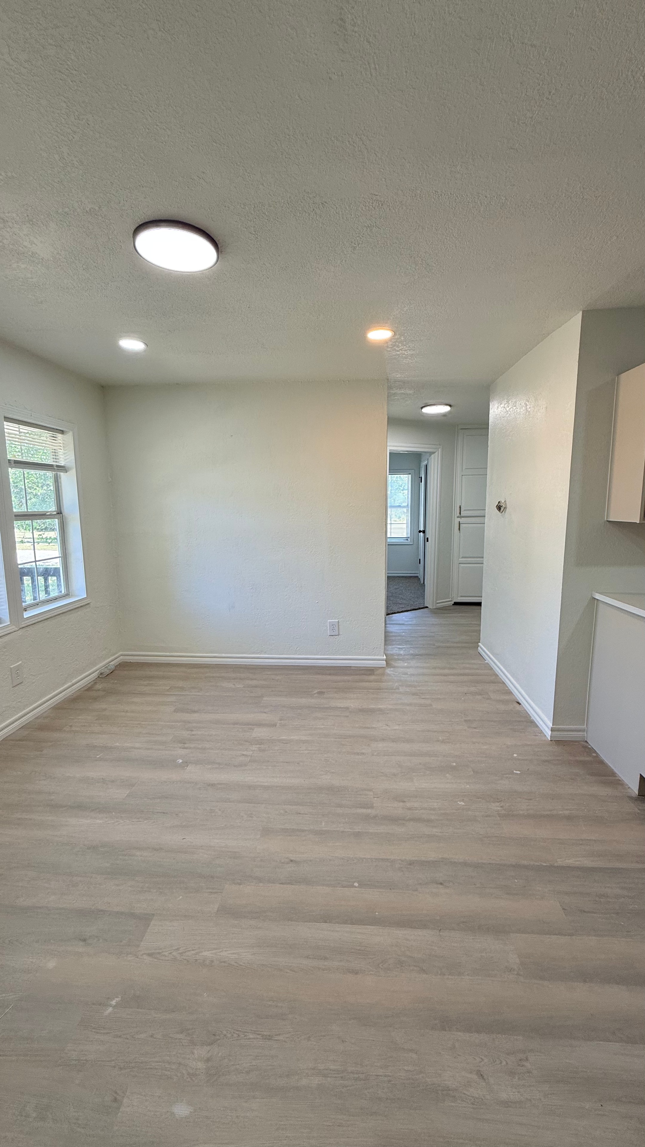 12728 Nelson Ave miniatura 6