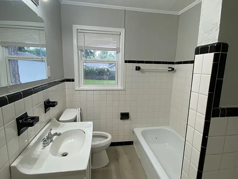 3812 NW 16th St miniatura 3