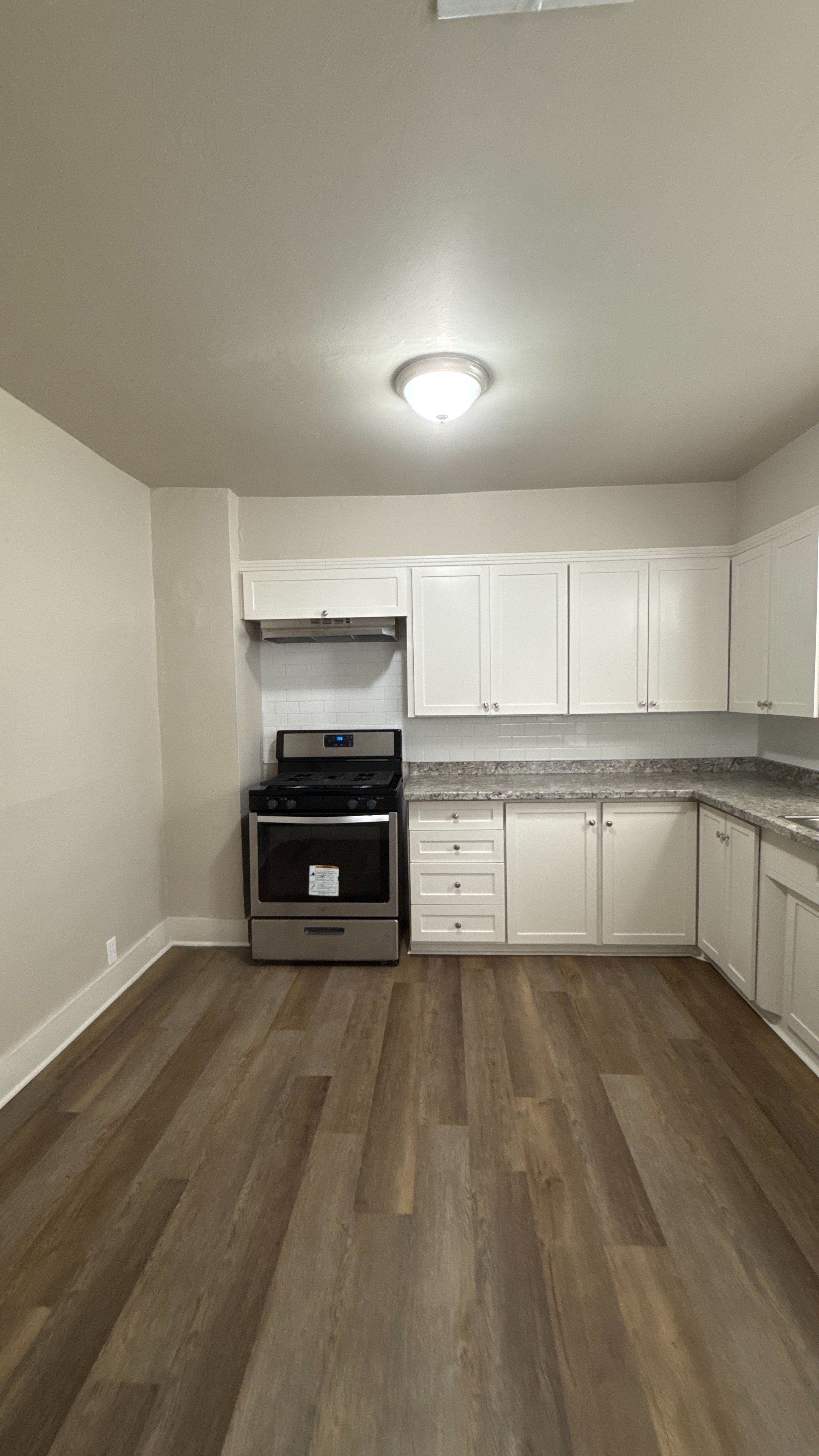1528 NW 4th St miniatura 5
